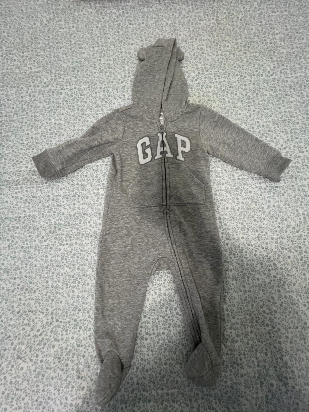 Baby Gap Grey Footed Romper 6-12 Months