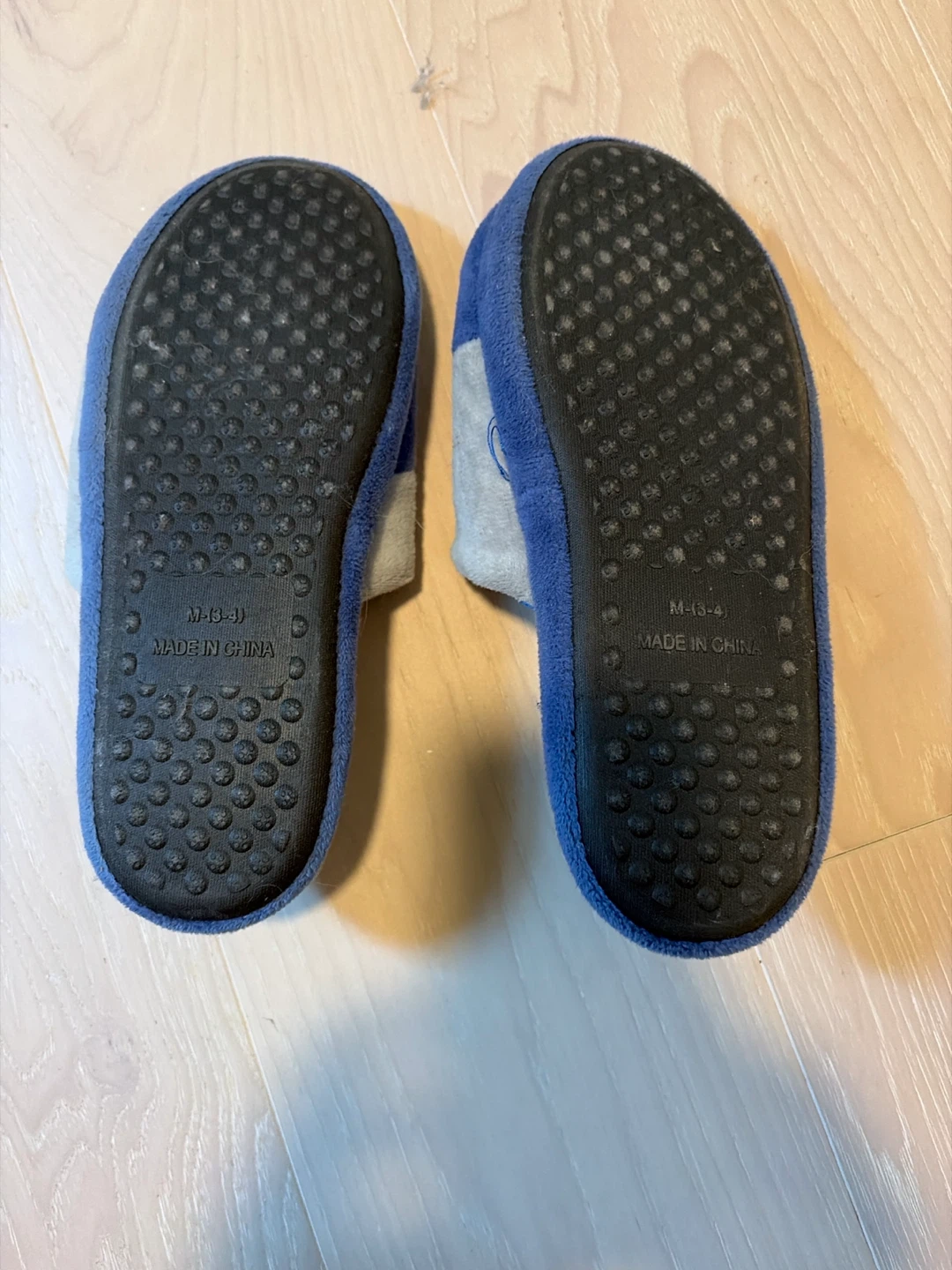 Toronto Maple Leafs Kids Slippers - photo 2