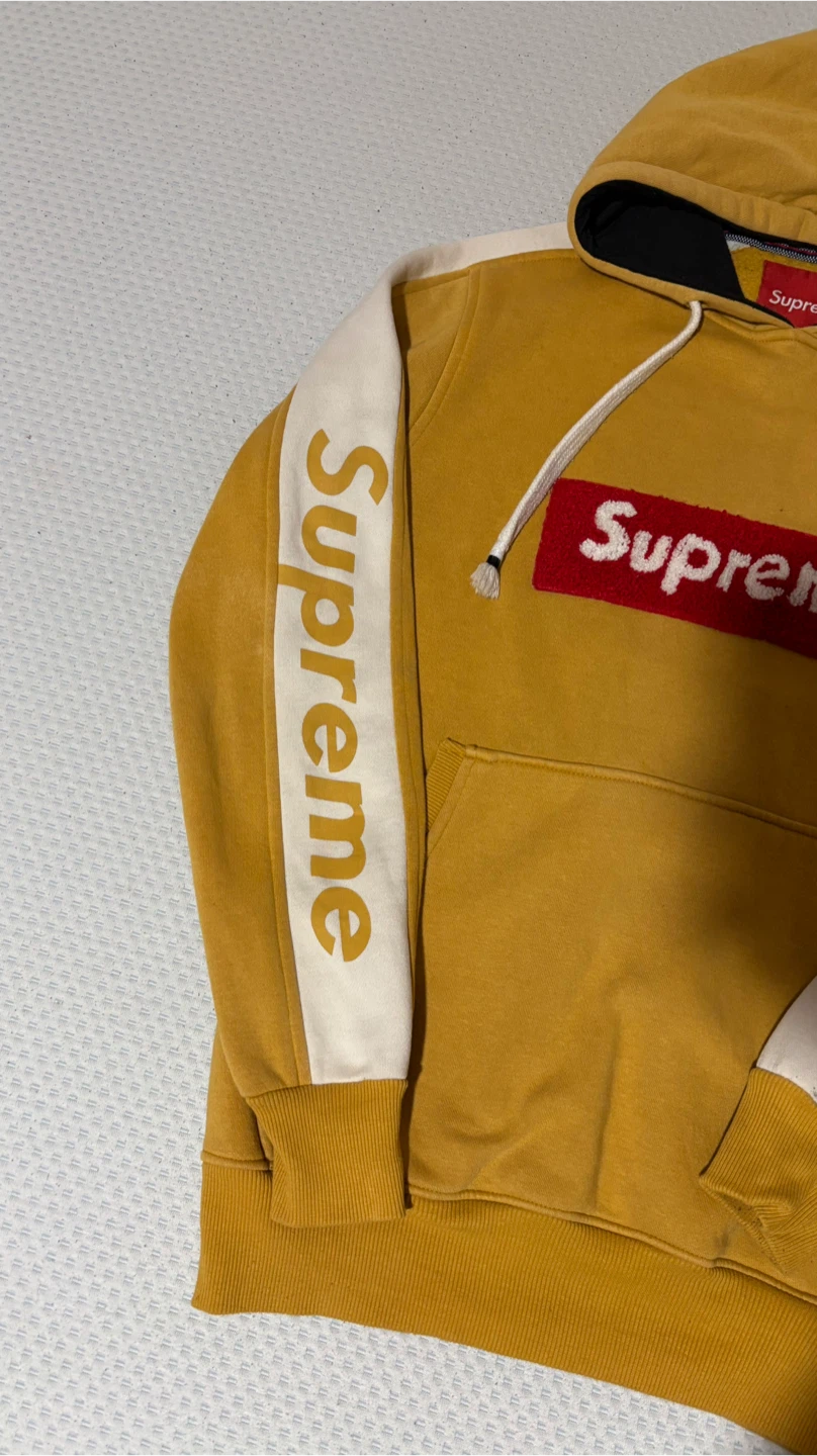 Supreme Hoodie - photo 3