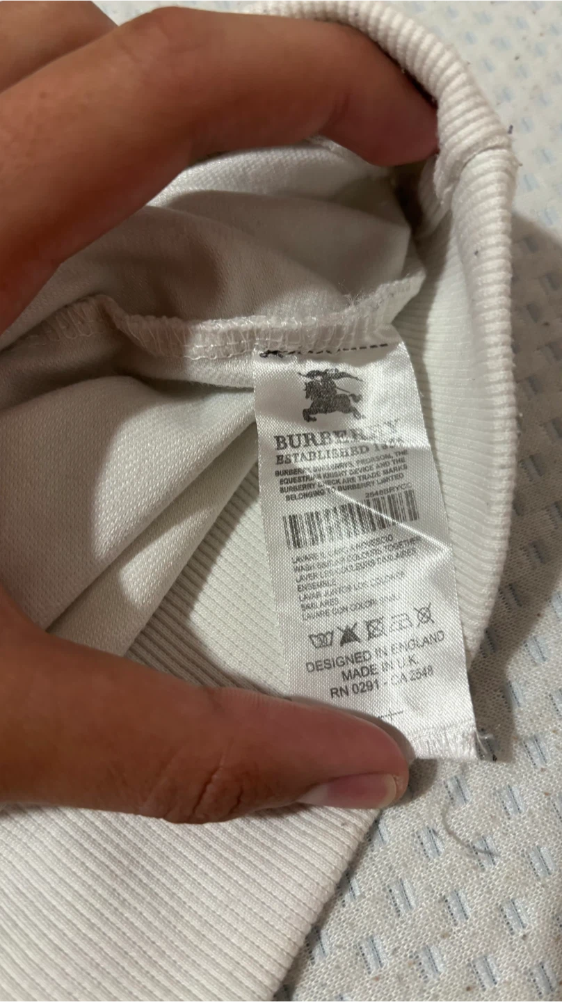 Burberry White Long Sleeve Crewneck Sweatshirt - photo 5