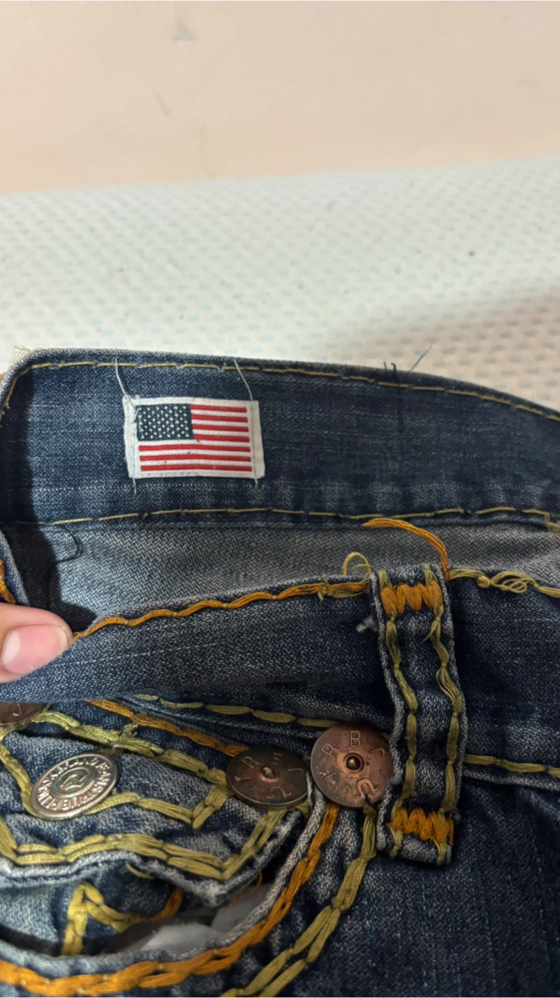 True Religion "Billy Super T" Jeans - Size 34 - photo 4