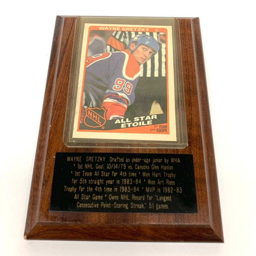 Wayne Gretzky Hockey Card Plaque NHL Collectible Memorabilia