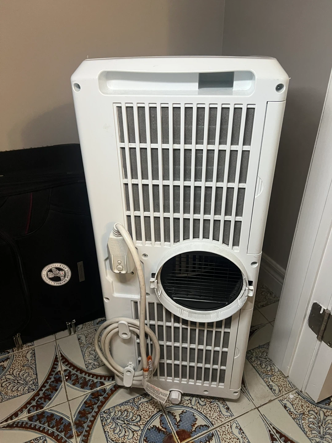 Haier - Portable Air Conditioner - photo 4