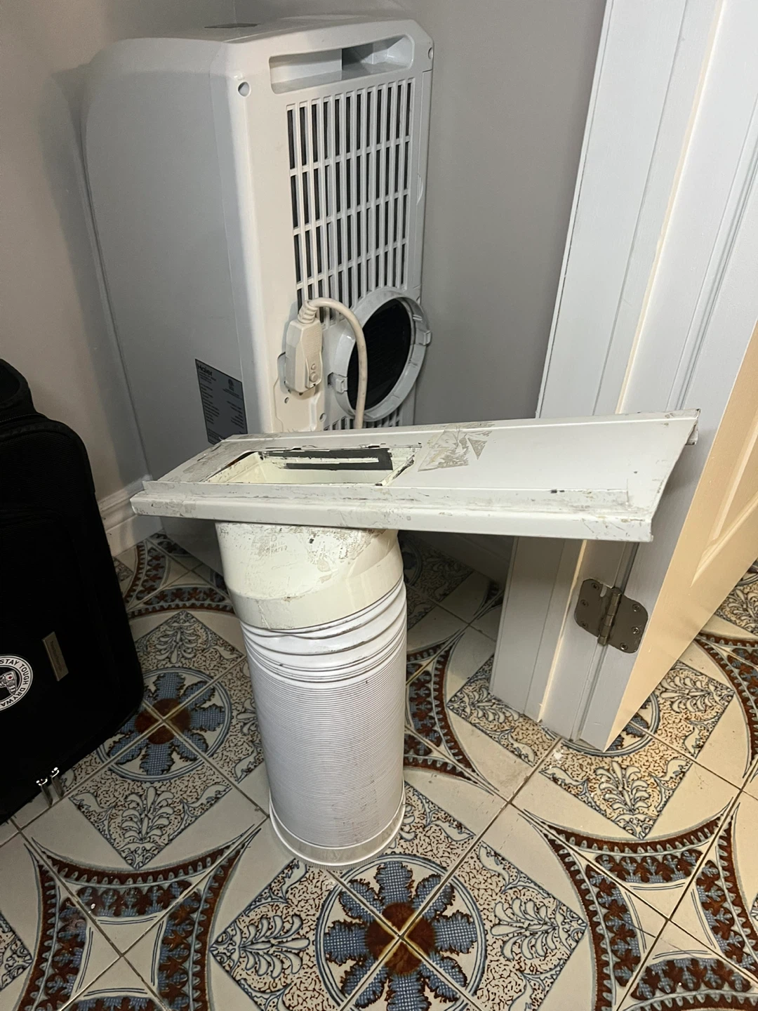 Haier - Portable Air Conditioner - photo 5