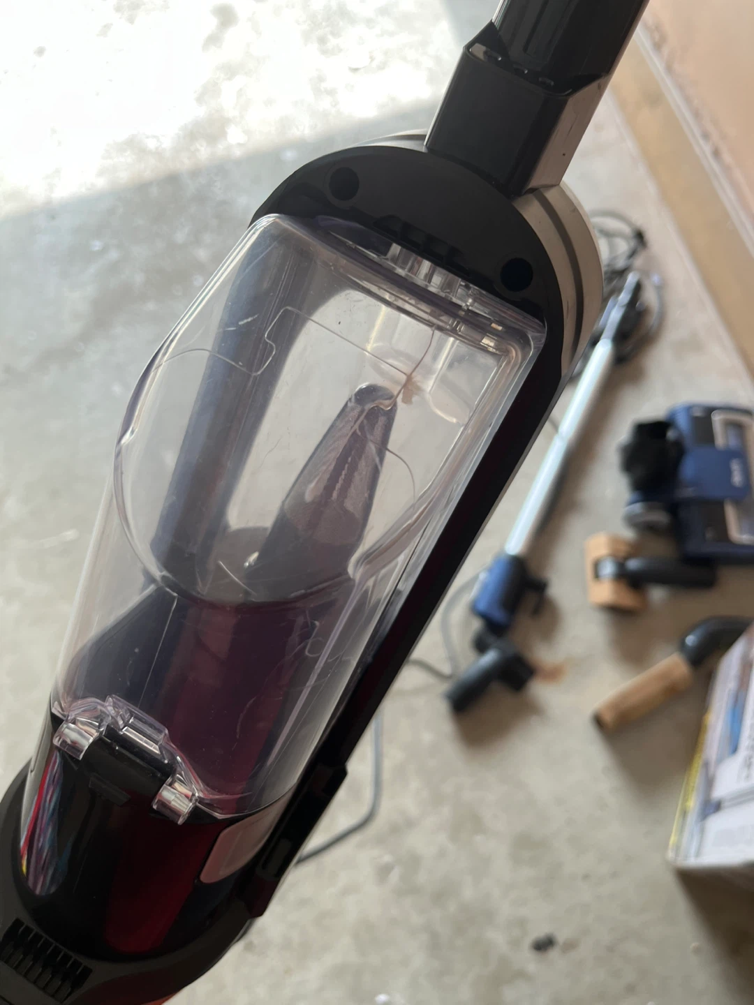 Shark Ultralight Vacuum Cleaner - photo 3