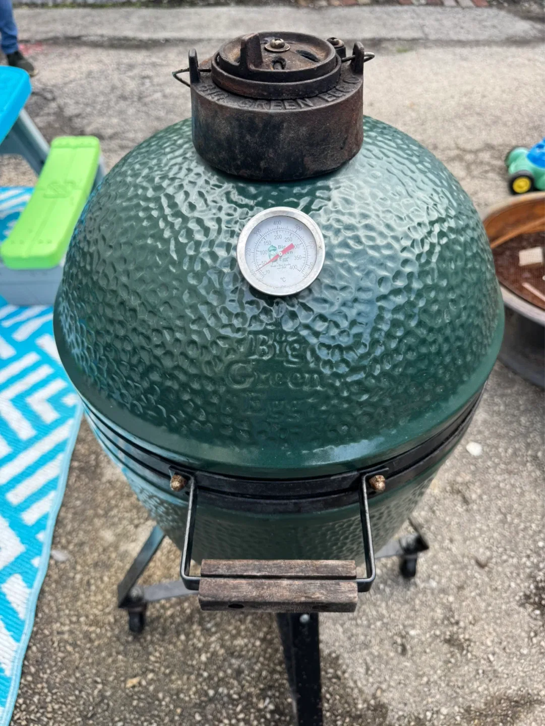 Big Green Egg Ceramic Kamado Grill - photo 2