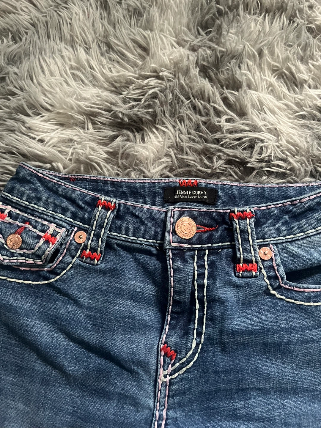 True Religion Jennie Curvy & Halle Super Skinny Jeans - photo 2