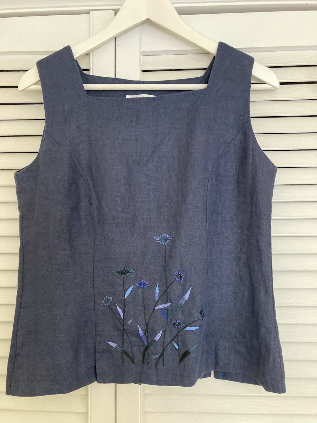 Blue Fitted Linen Top  with Floral Embroidery