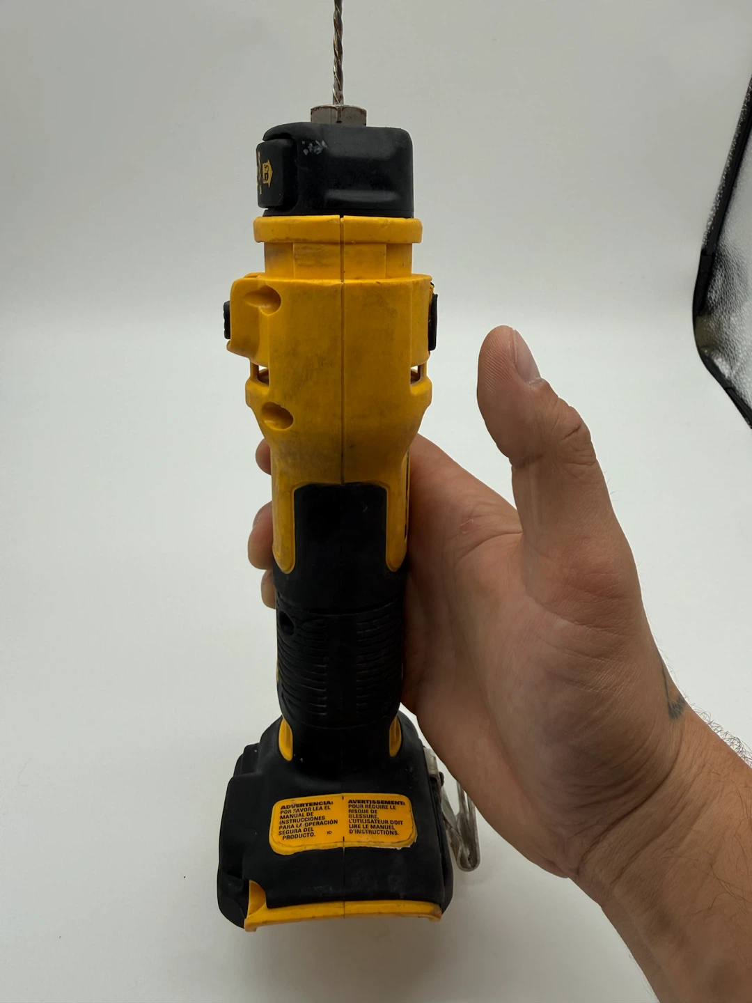 DEWALT 20V Max XR DCE555 Brushless Cordless Drywall Cut-Out Tool - photo 3