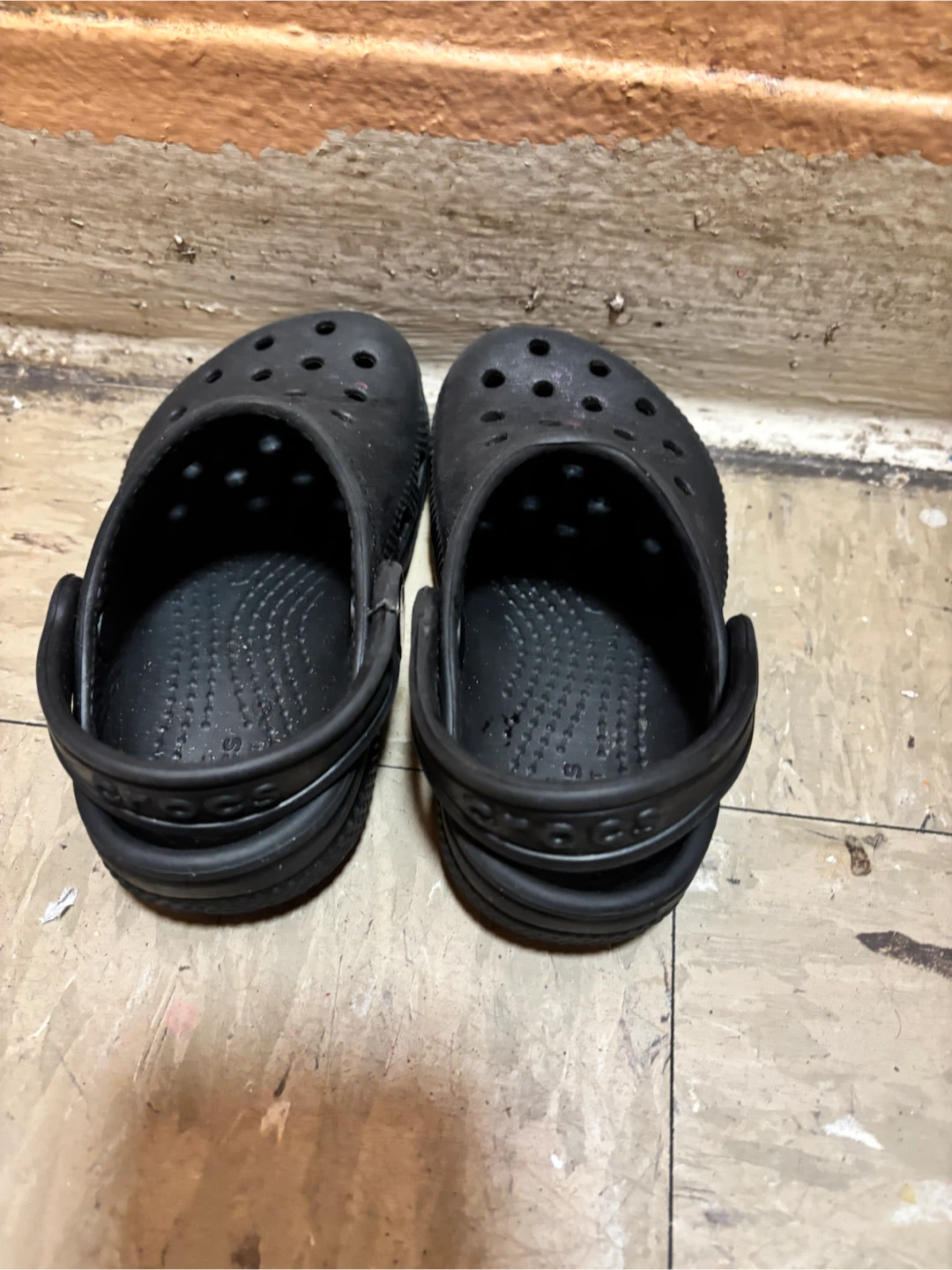 Black Crocs Clogs - photo 2