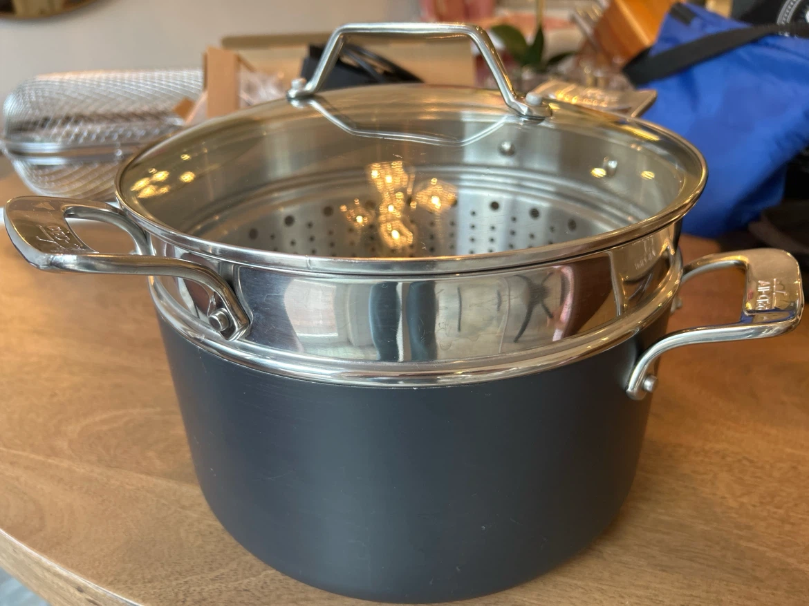 All-Clad Nonstick Hard Anodized, 7 Quart, Black - photo 2