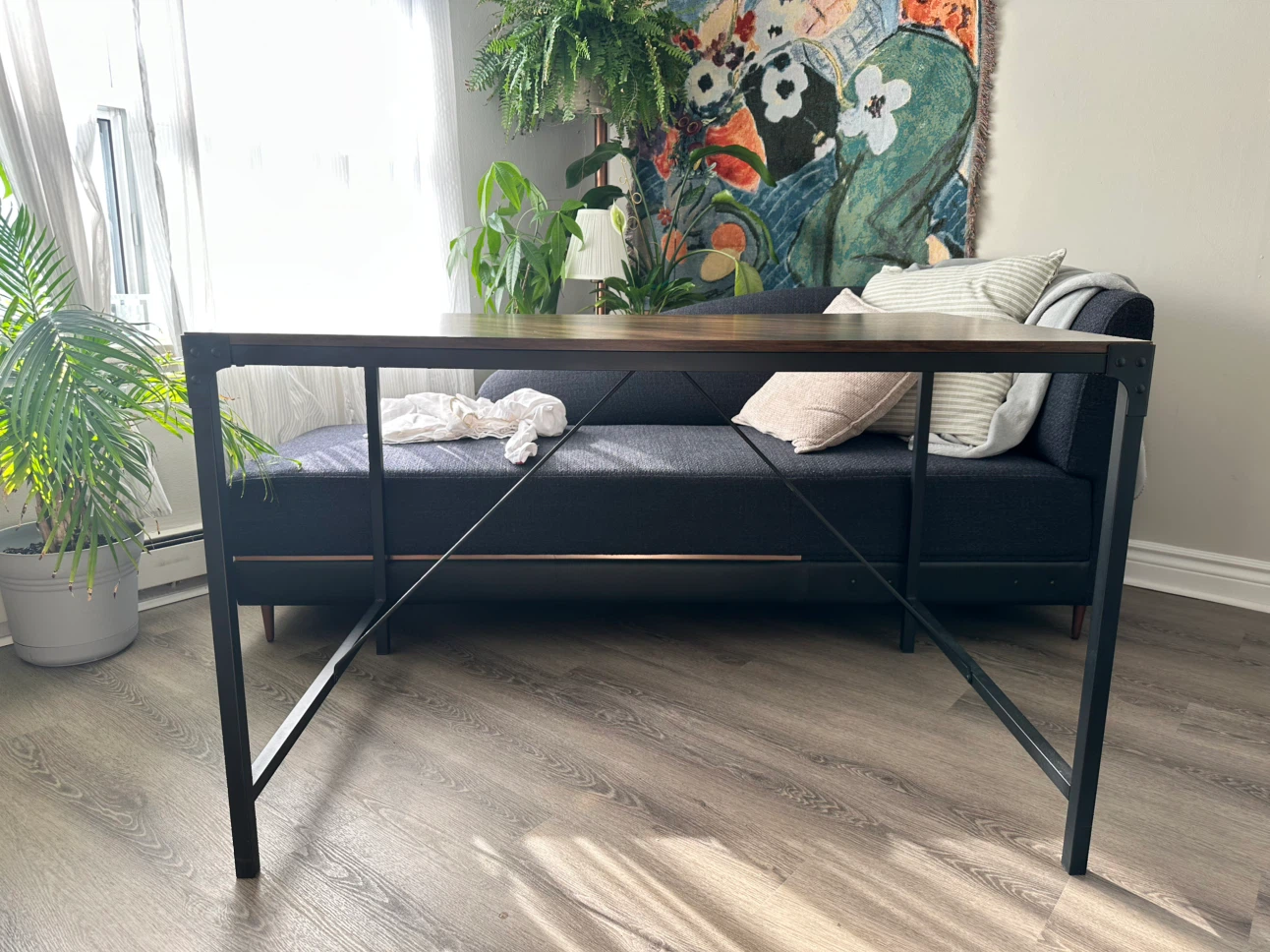 Dining table/desk