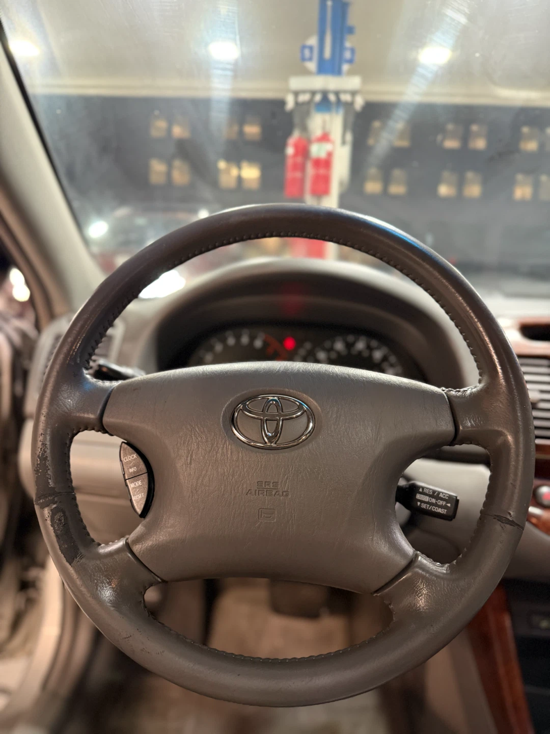 2004 Toyota Camry XLE (FULLY LOADED) - photo 5