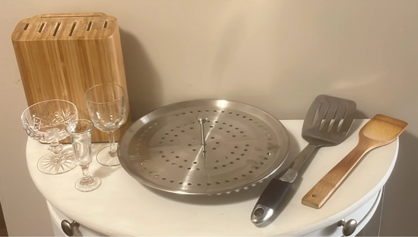 7-Piece Kitchen Lot
