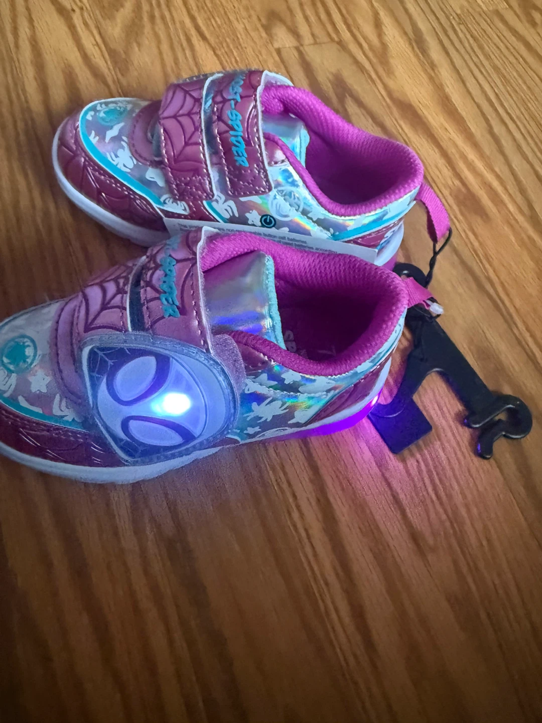 Marvel spidey shoes size 7 - photo 2