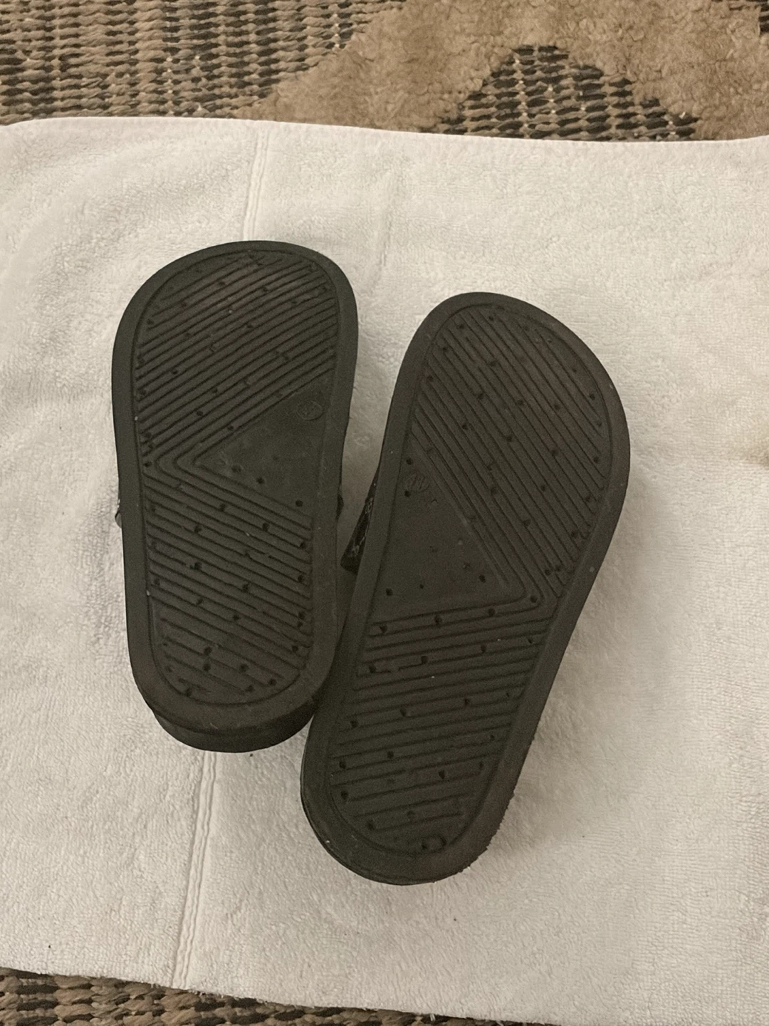 Gucci Slides - Size 41 RECVD as a Gift Brand New But No Box - photo 4
