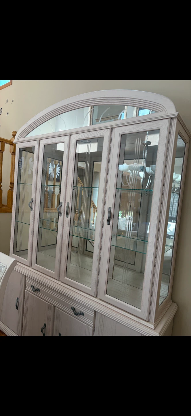 China Cabinet with Glass Doors and Diningroom Table and 6 chair - photo 2