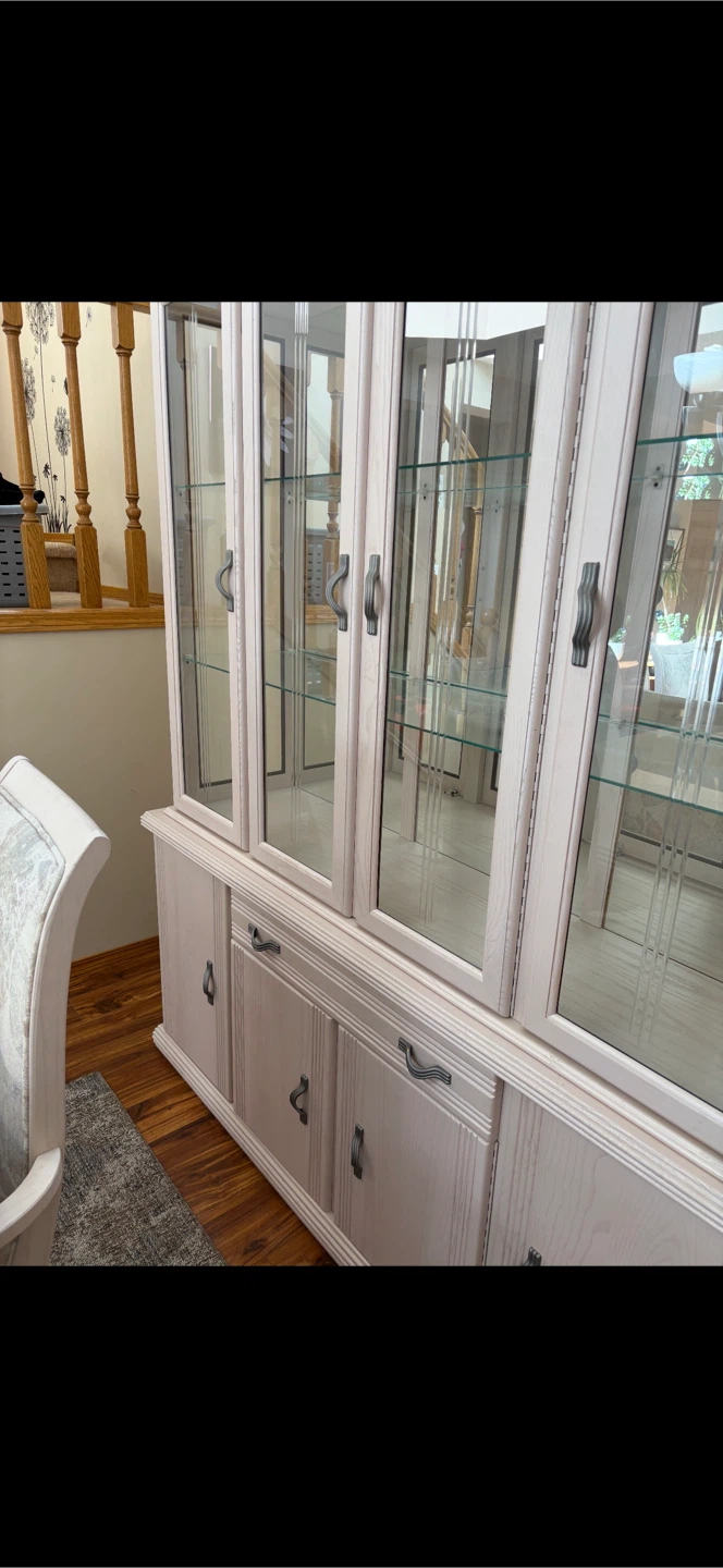 China Cabinet with Glass Doors and Diningroom Table and 6 chair - photo 3