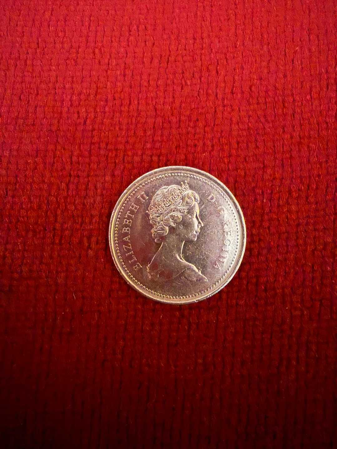 Canada 25 Cents Coin - 1973 Large bust and Small bust - photo 5