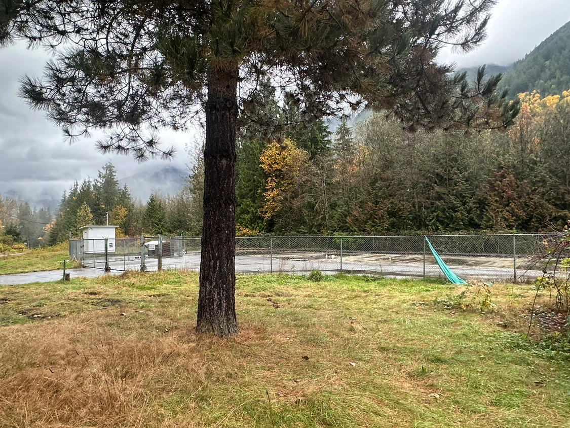 12-Acre Contractor’s Paradise & Home in Mission - photo 5