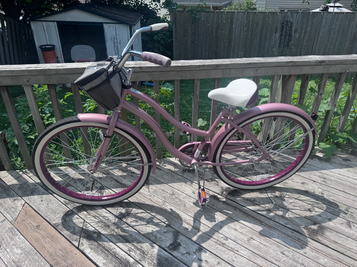 Huffy Pink Cruiser Bike 24 inch - photo 2