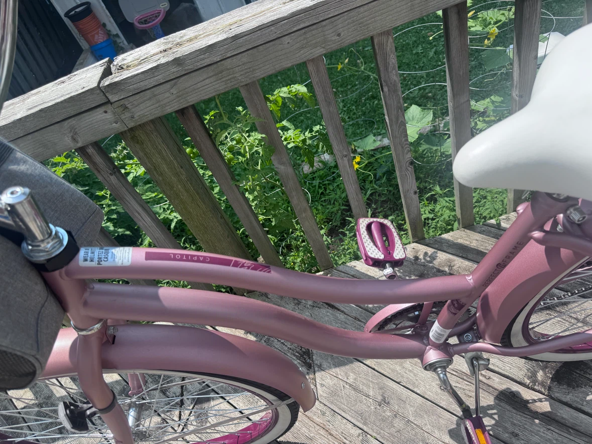 Huffy Pink Cruiser Bike 24 inch - photo 4