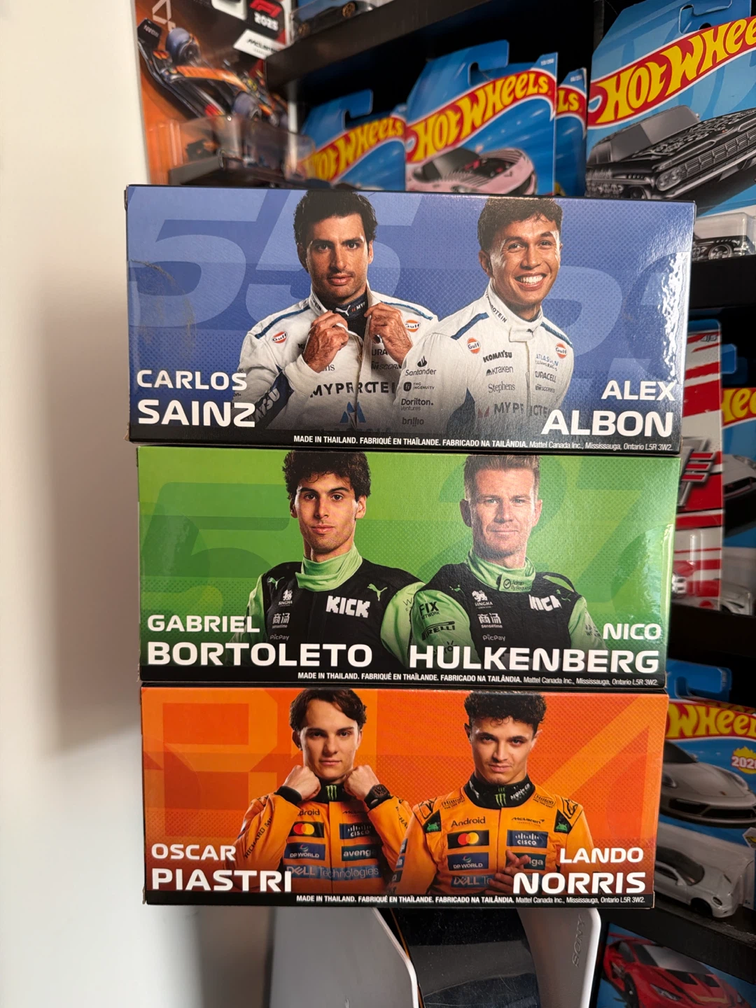 Hot Wheels Premium F1 Team Car Sets - photo 3