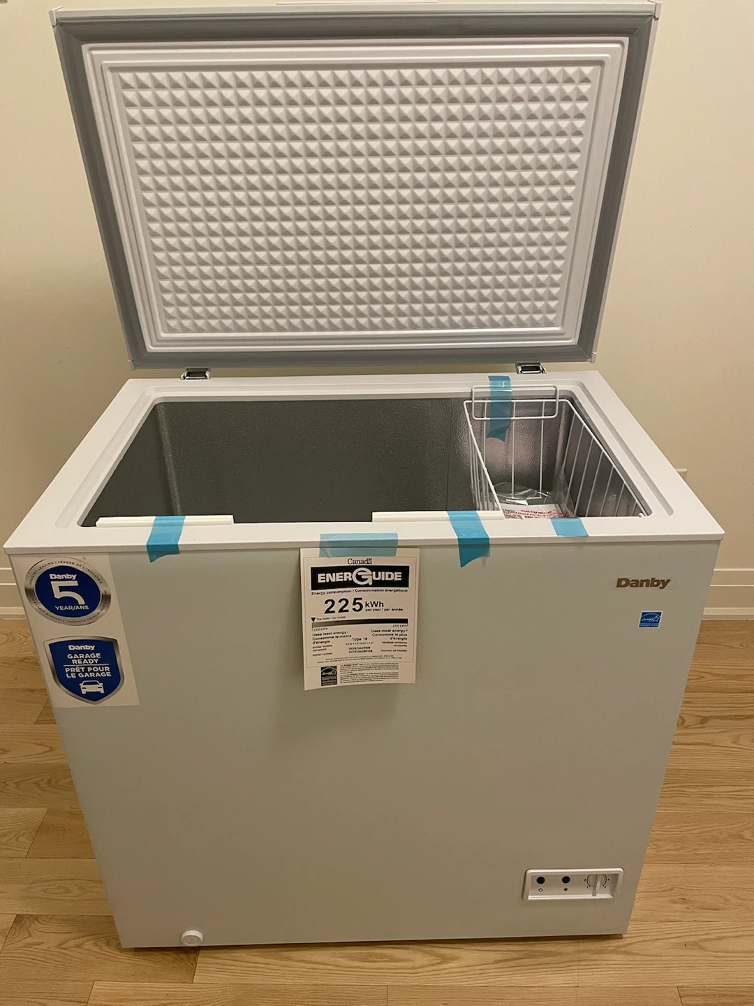 Brand New Danby 7.2 Cu Ft Chest Freezer - photo 2