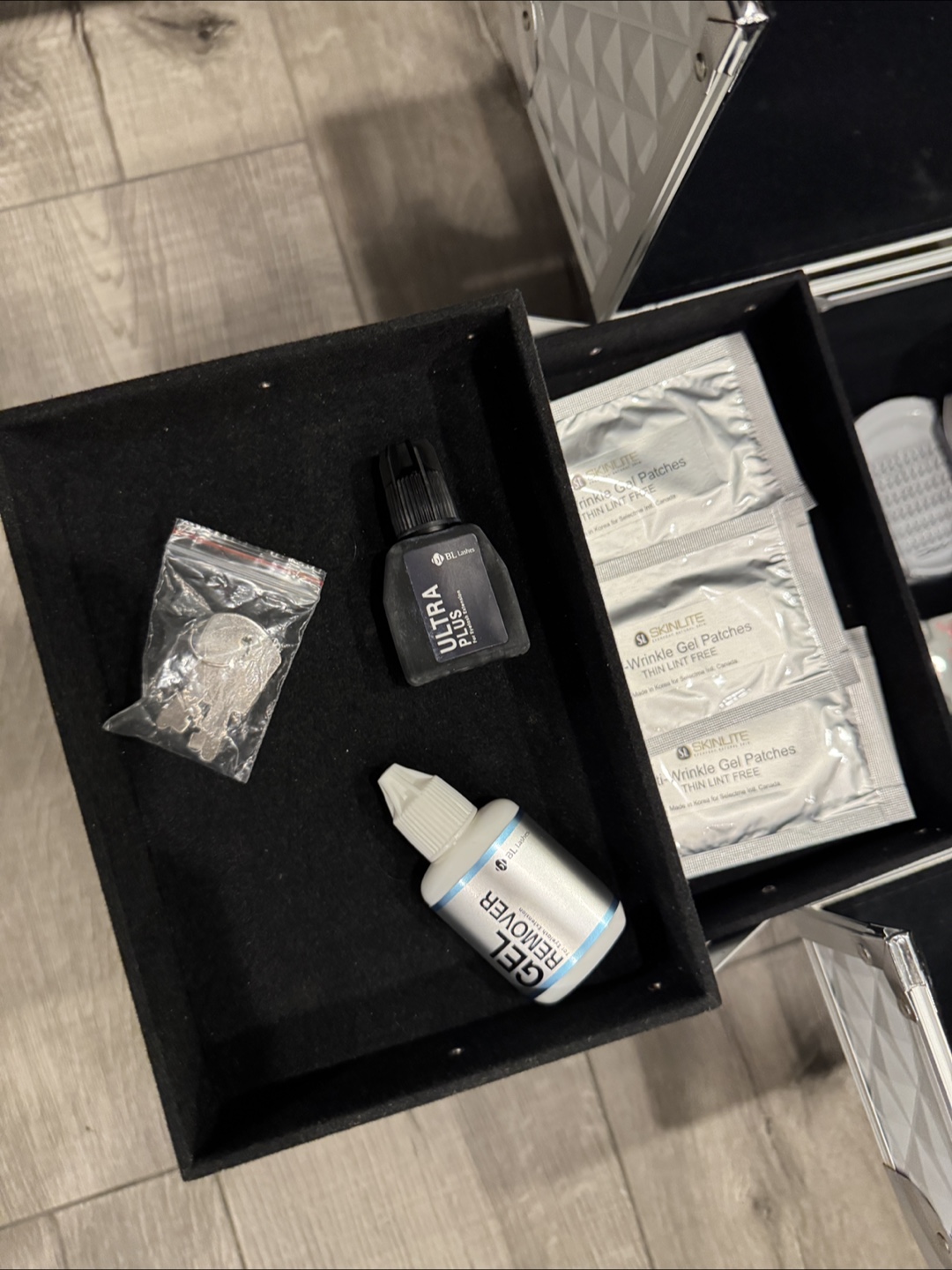 Lash Extension Kit with Case and Supplies - photo 2