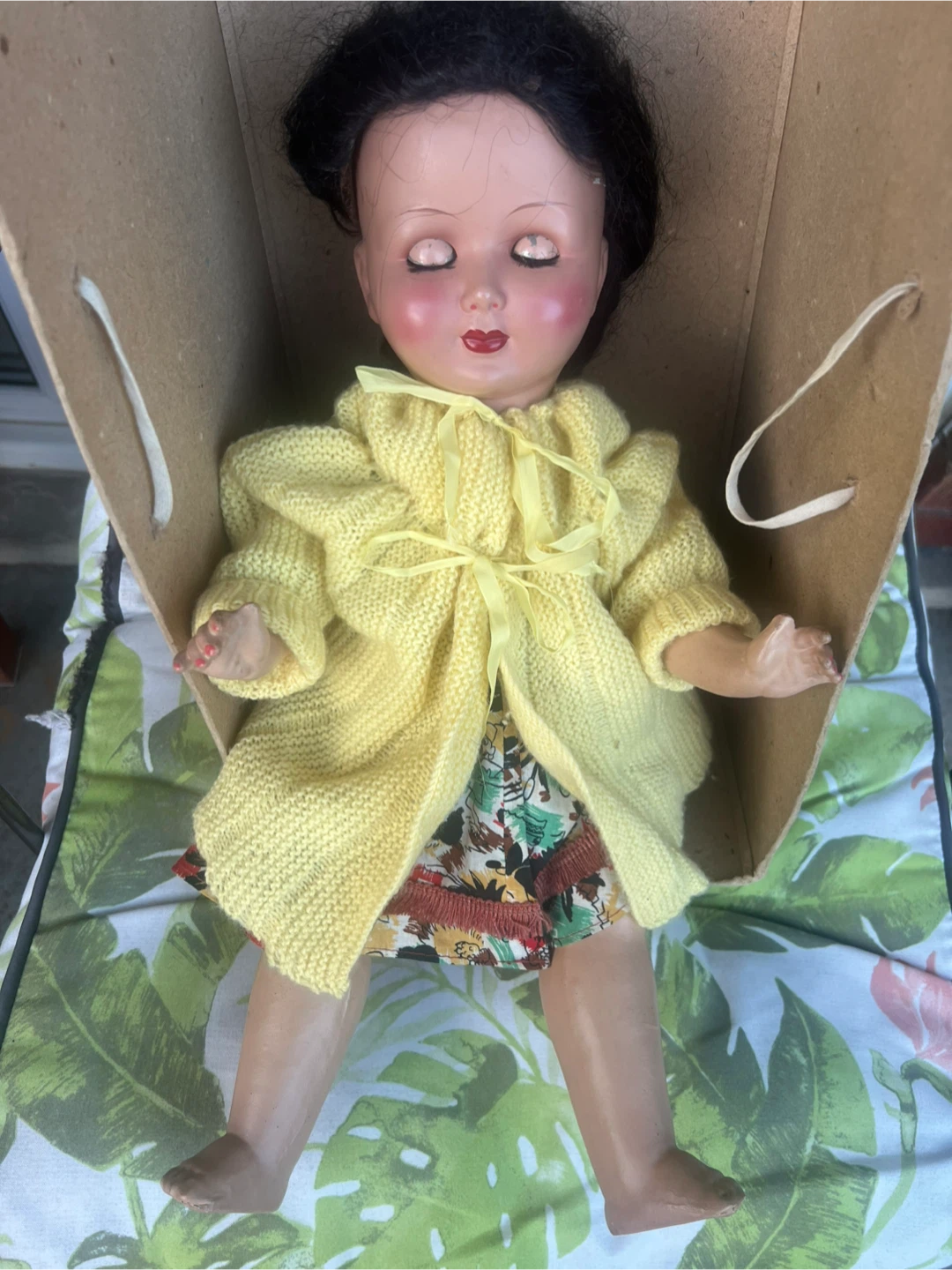 Vintage Doll with Yellow Cardigan - photo 2