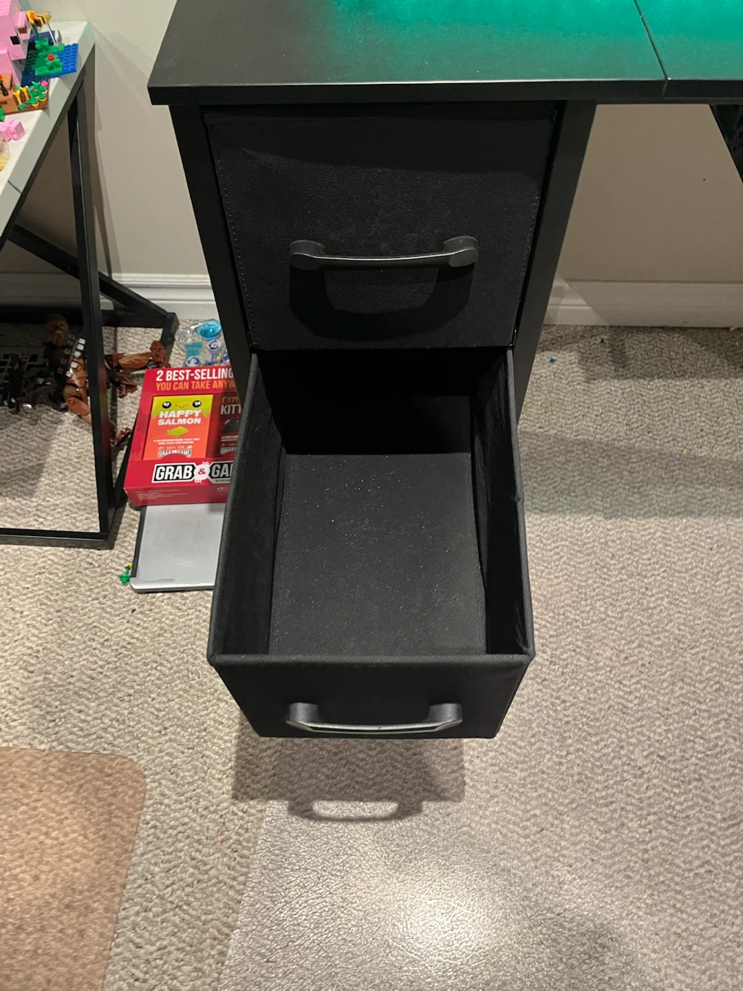 Black Gaming/Computer Desk – LED Lights – Great Condition - photo 3