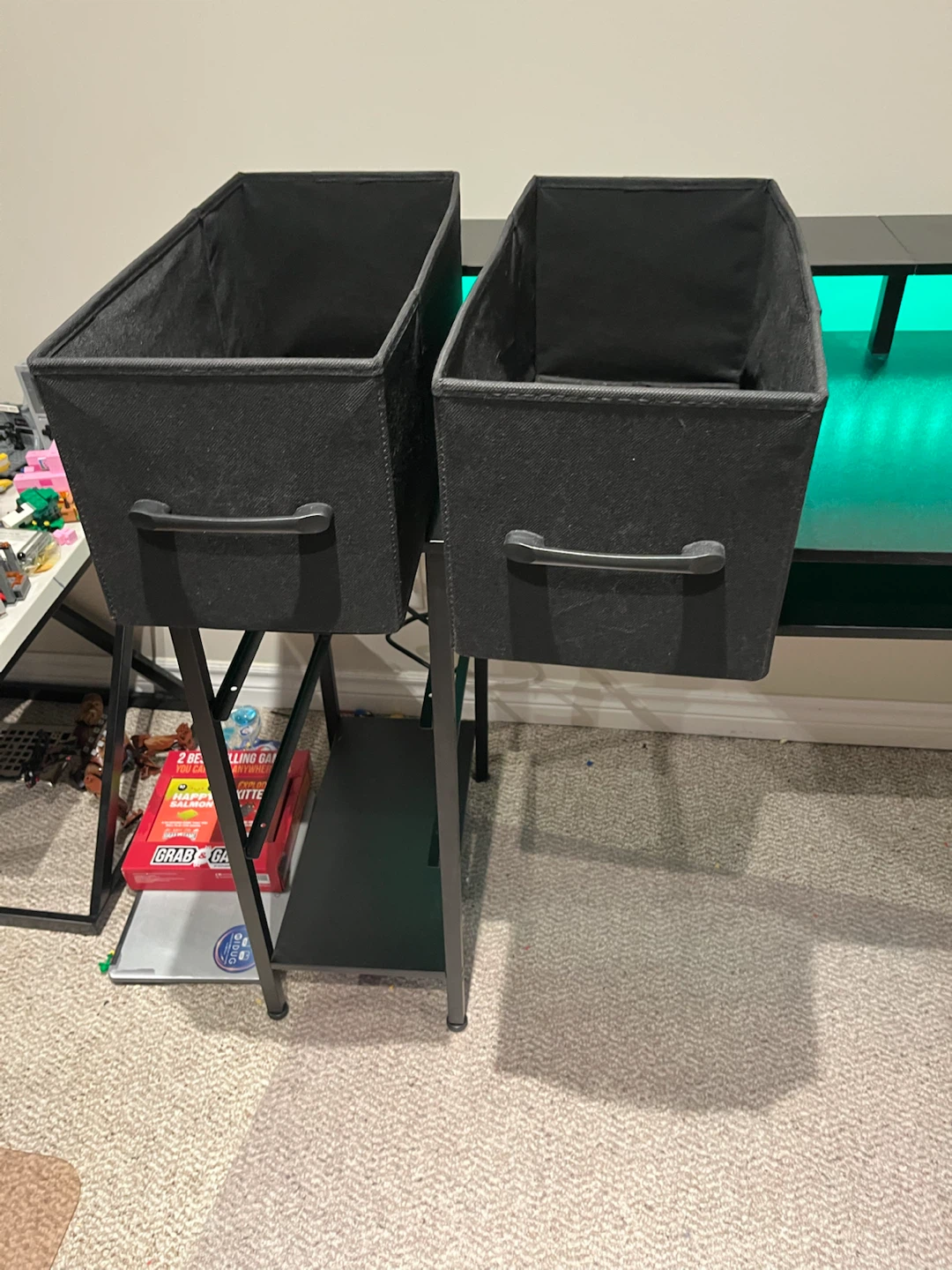 Black Gaming/Computer Desk – LED Lights – Great Condition - photo 4