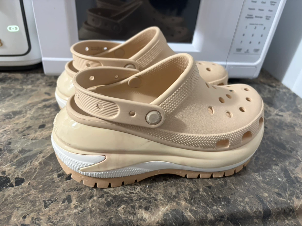 Crocs Platform Clogs Tan - photo 3