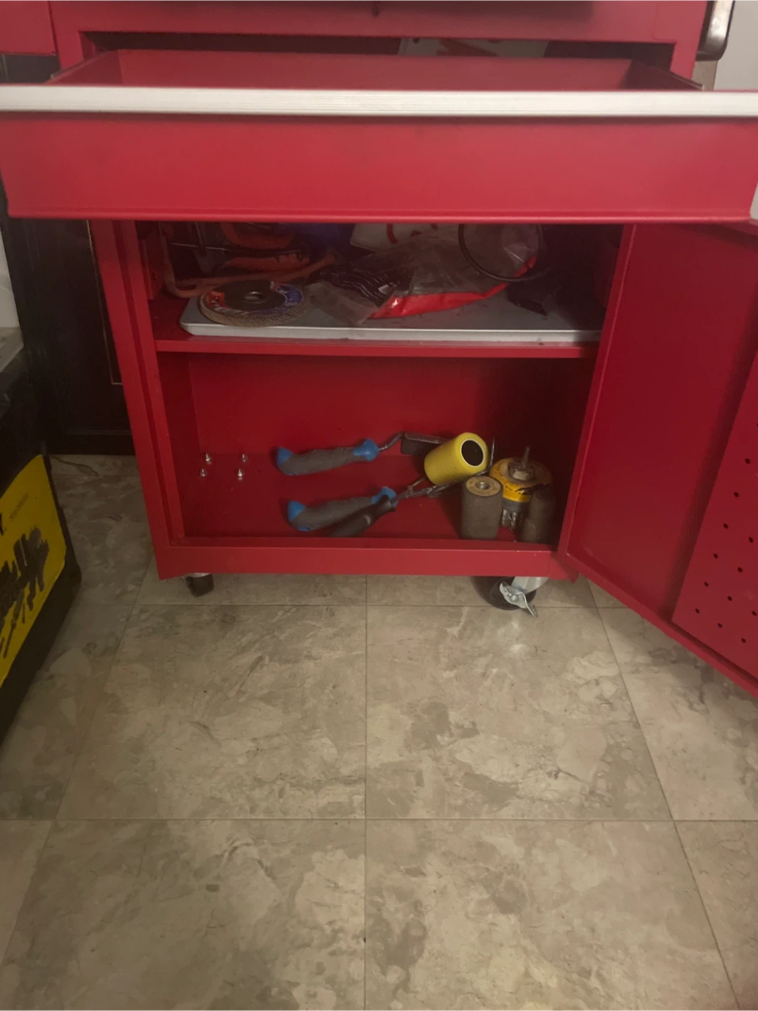 Ironmax Red Rolling Tool Chest - photo 2