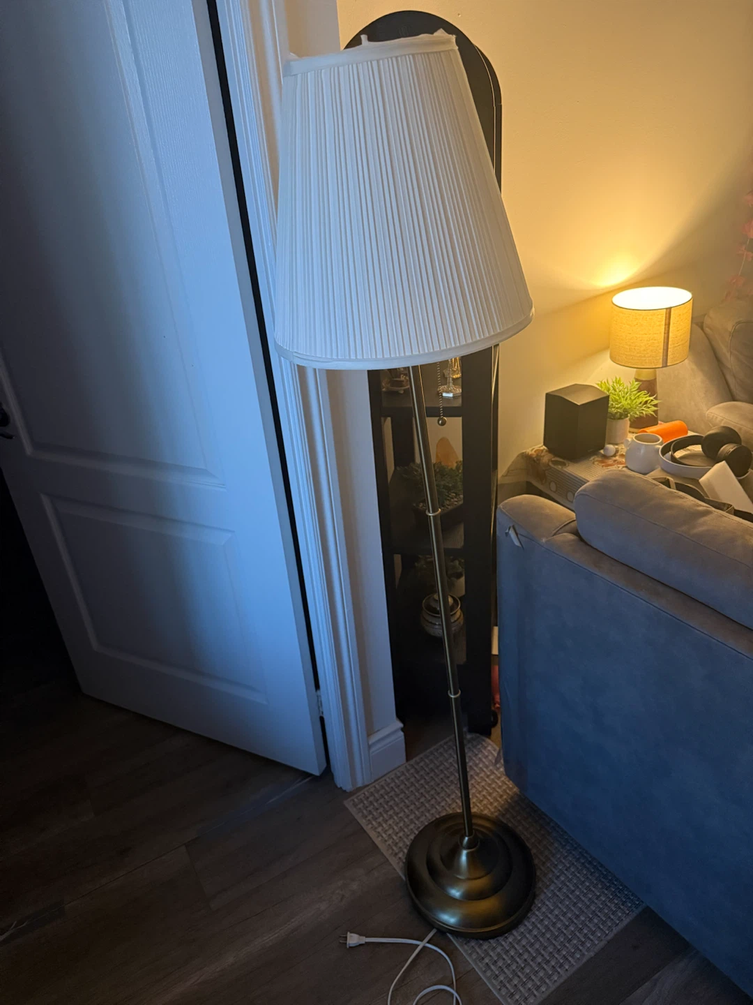Floor Lamp with Pleated Shade - photo 3