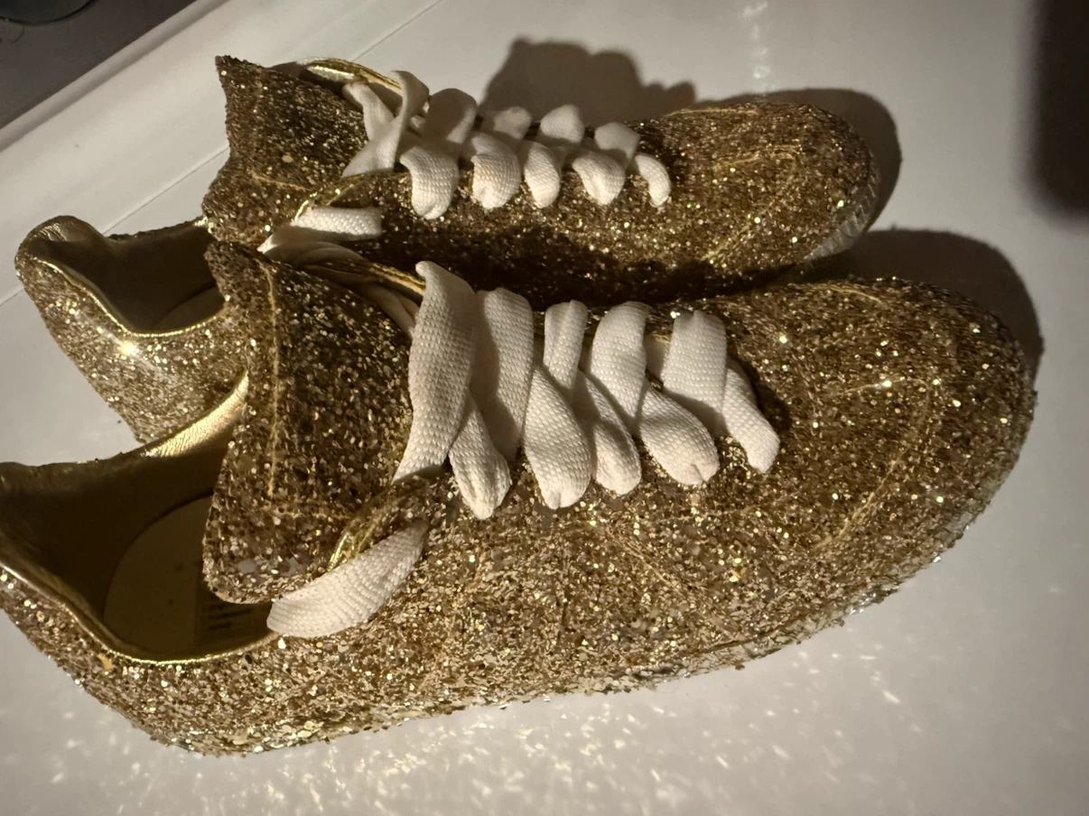 Maison Margiela Replica Gold Glitter Sneakers Size 40 - photo 4