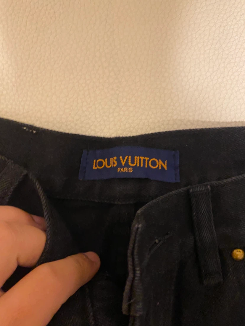 Louis Vuitton Black Monogram Denim Shorts - photo 2