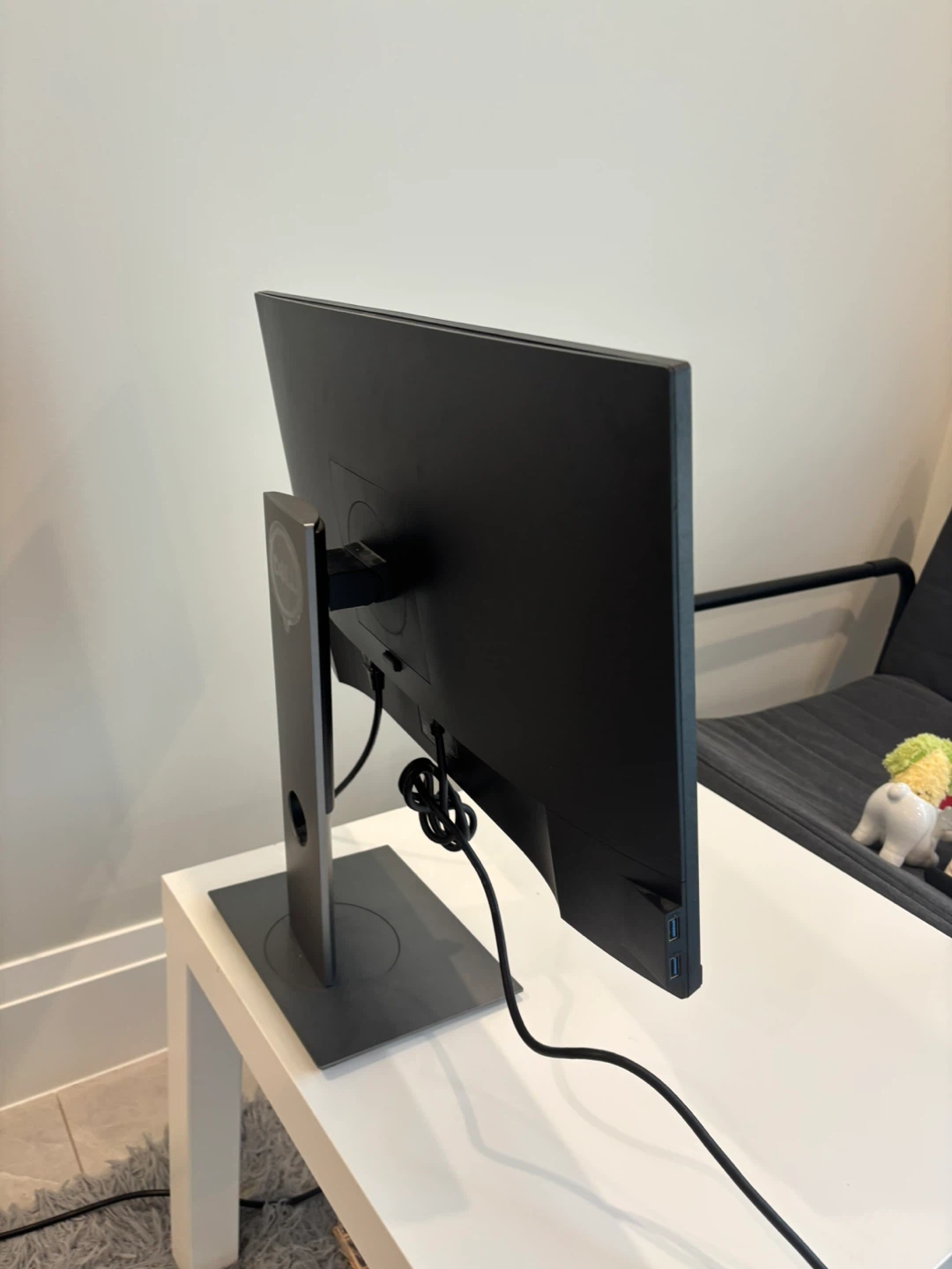 Dell Monitor and/or table - photo 2