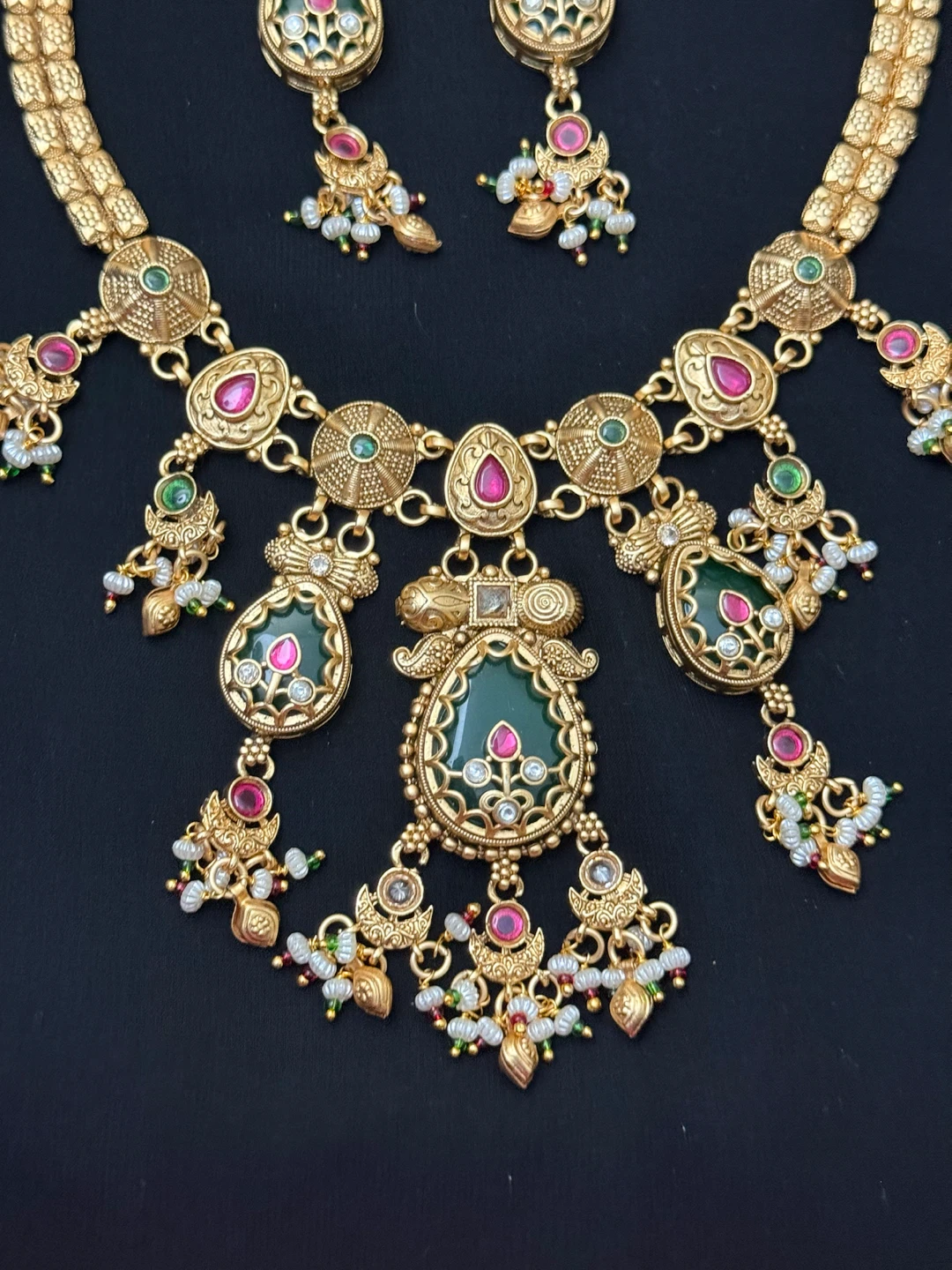 Gold plated Indian heritage necklace with earrings - photo 3