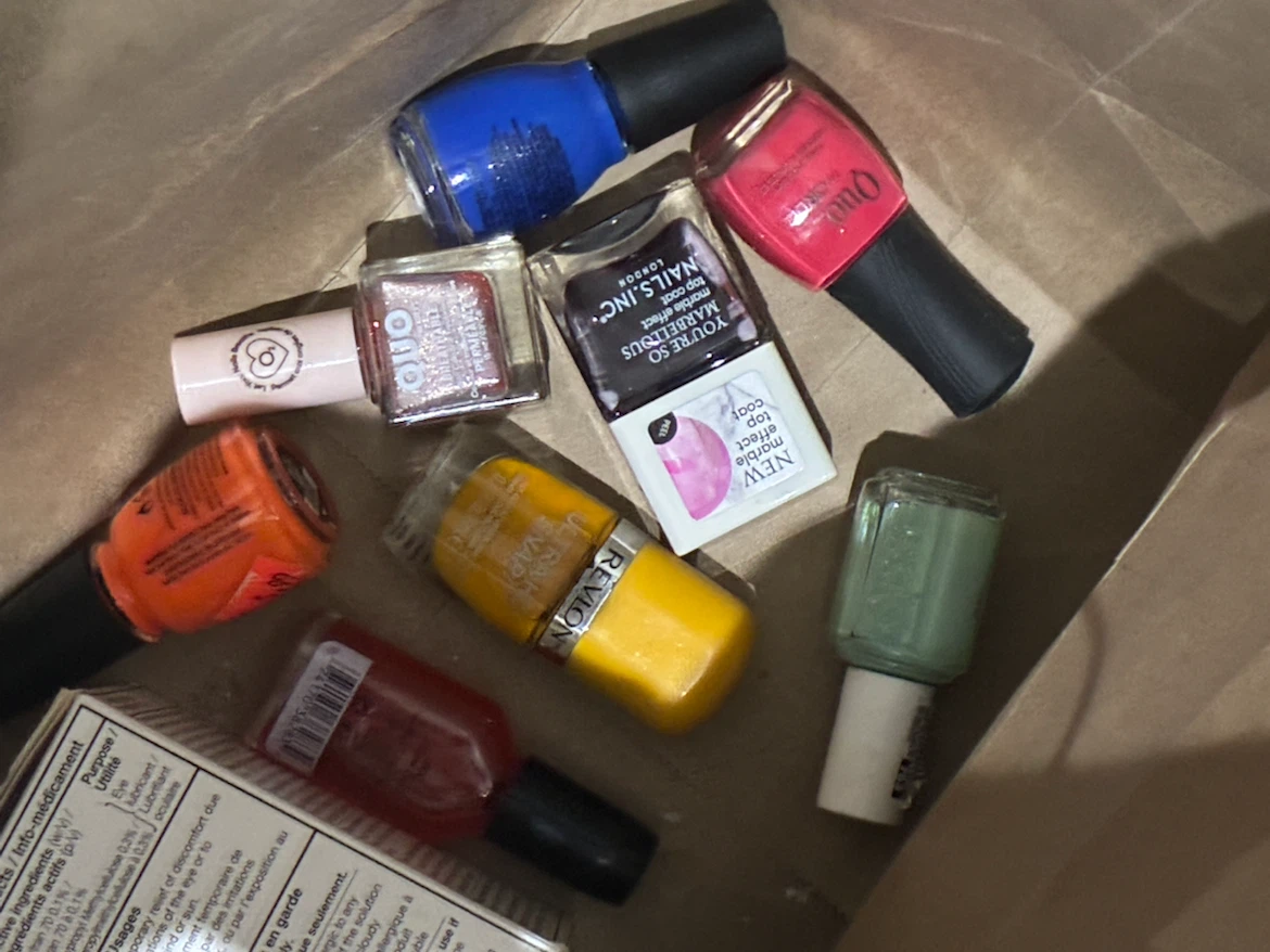 Nail polish lot