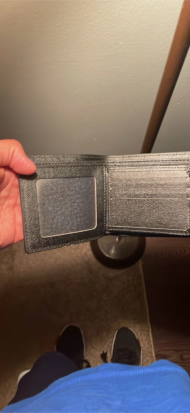 Louis Vuitton wallet never used fully authentic - photo 3