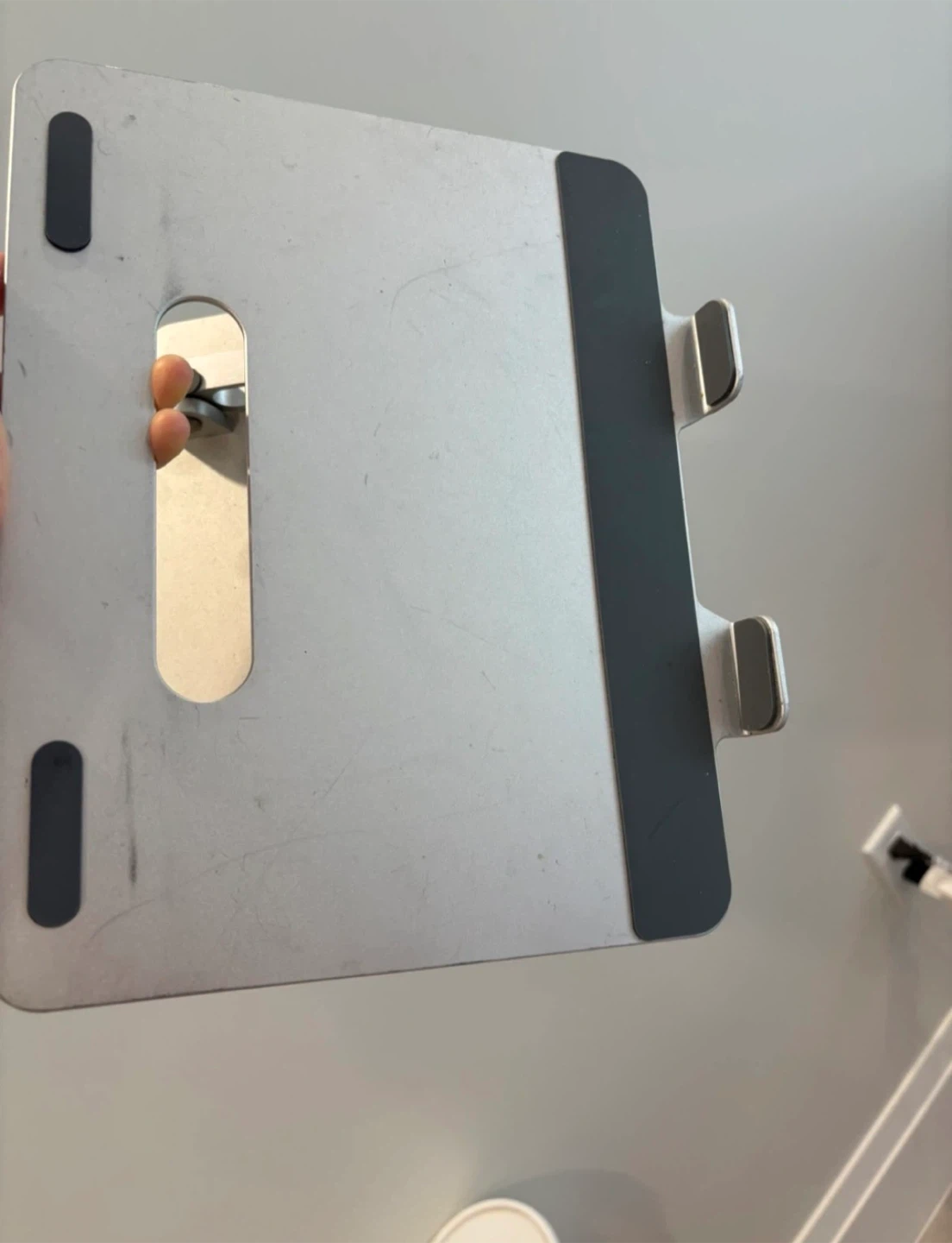 Adjustable Aluminum Laptop Stand - photo 2