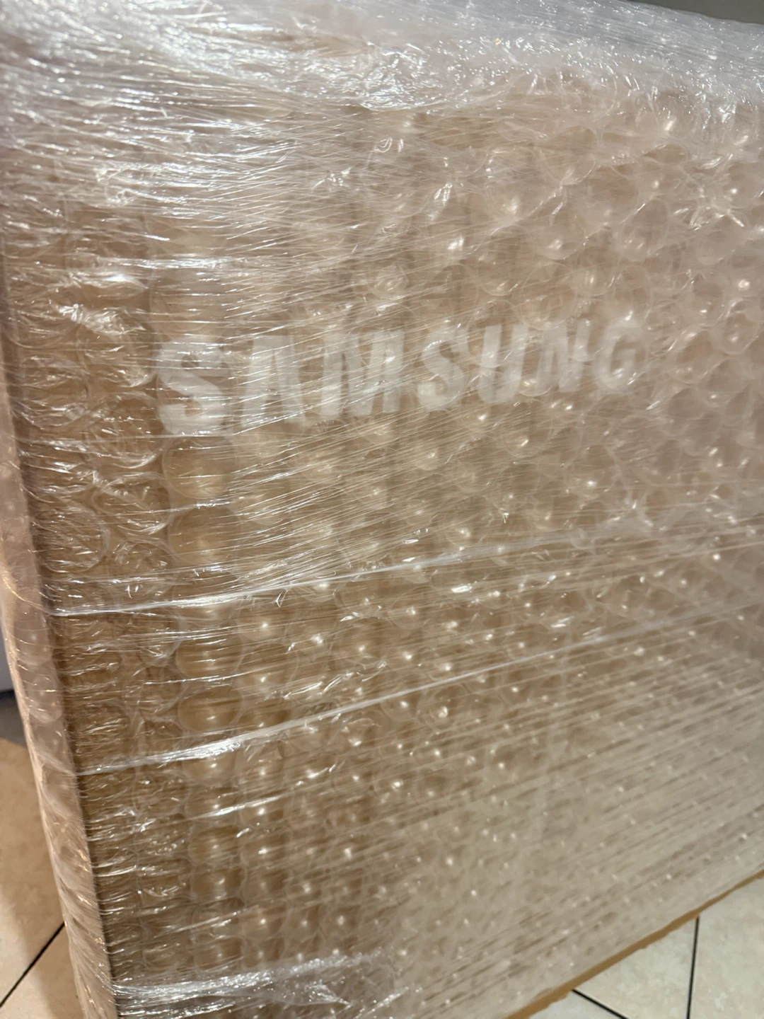 Samsung Mini LED TV - photo 2
