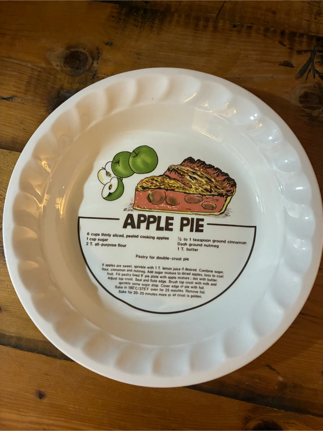 Vintage 1983 Apple Pie Plate