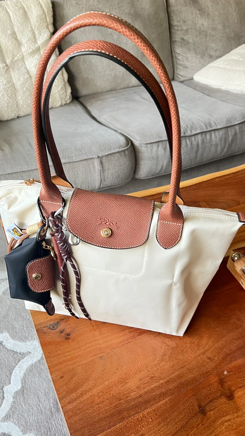Long champ medium tote bag (long handle)
