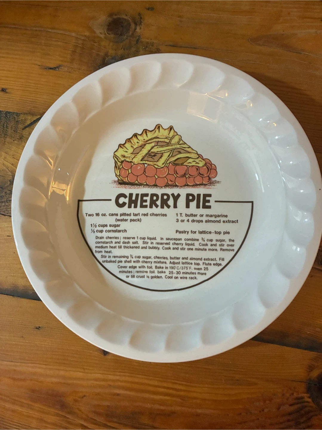 Vintage 1983 Cherry Pie Plate