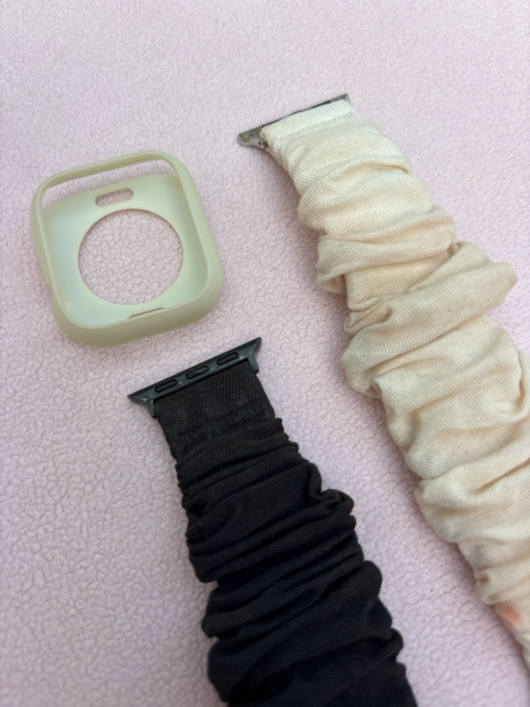 Apple Watch Scrunchie Bands & Case - photo 3