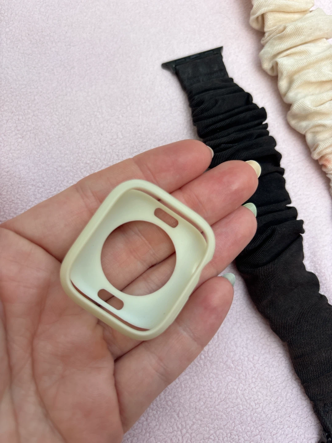 Apple Watch Scrunchie Bands & Case - photo 5