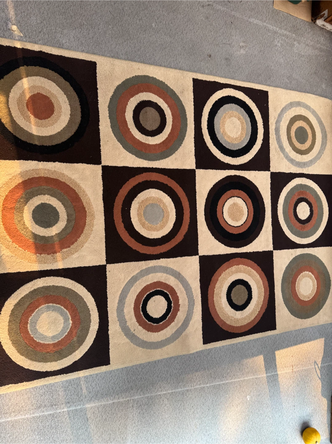 Circle Pattern Rug - photo 2