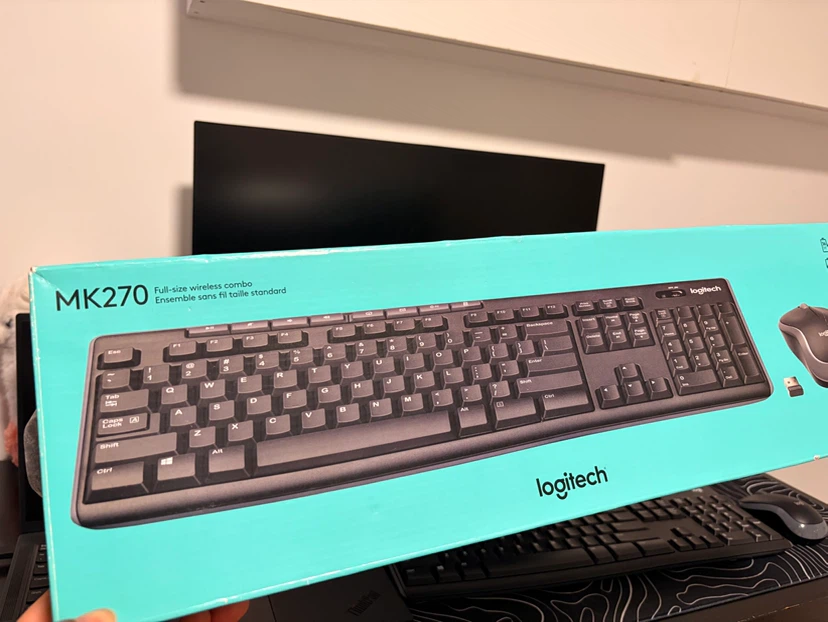 Logitech MK270 Wireless Keyboard and Mouse Combo - photo 4